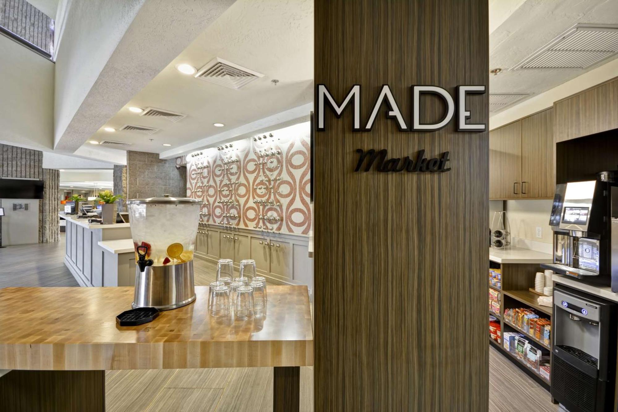 Doubletree By Hilton Phoenix North Exterior foto